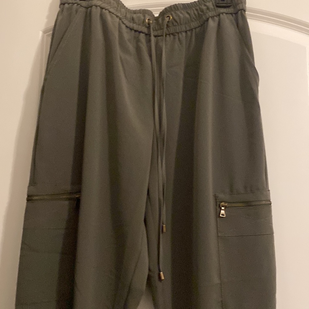 Express pants casual pull on drawstring new with tags green